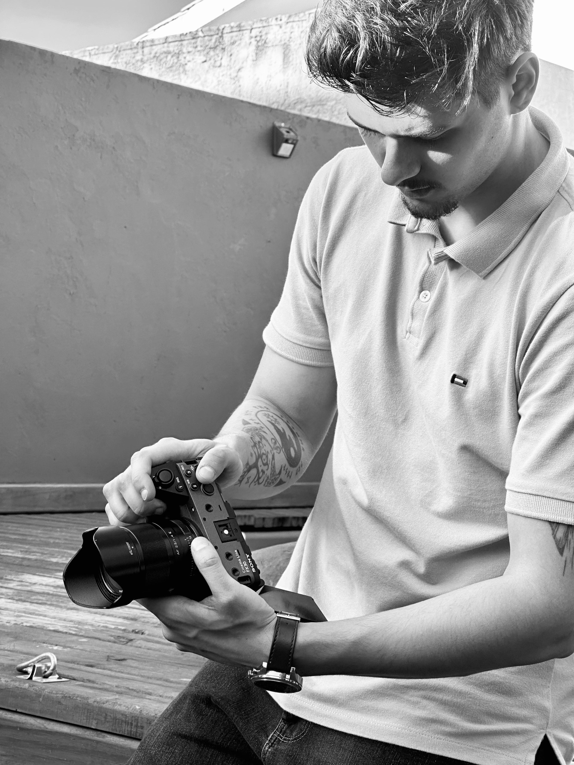 Bernardo Colovini Oliveira na fotografia oficial selecionada para a CLV